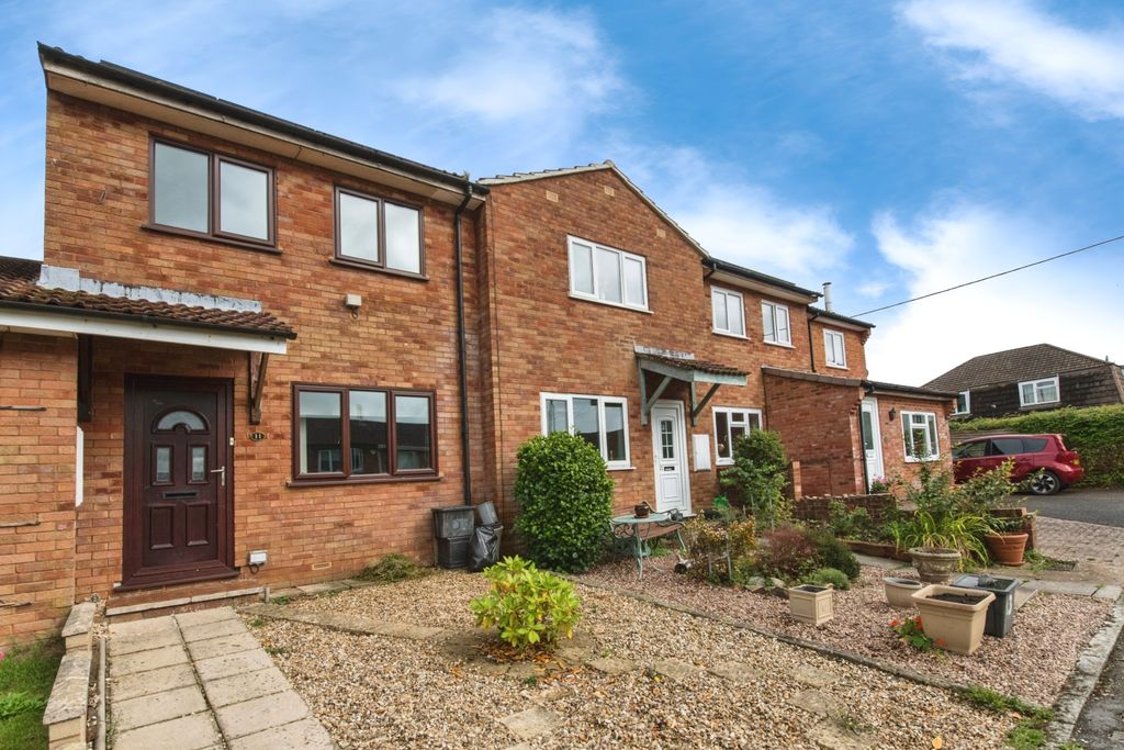 Property photo 1 of 19