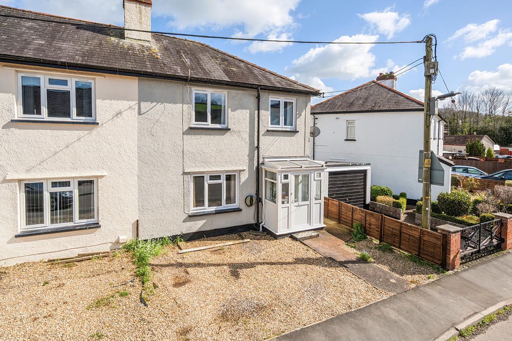 Property photo 1 of 14 Front (Exterior)