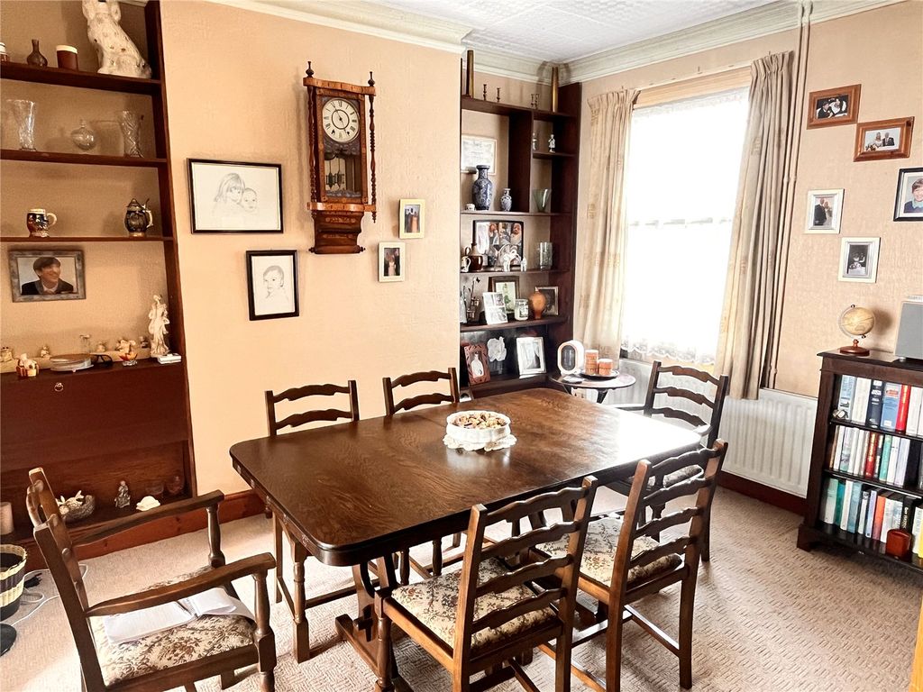 Property photo 3 of 15 Picture No. 04