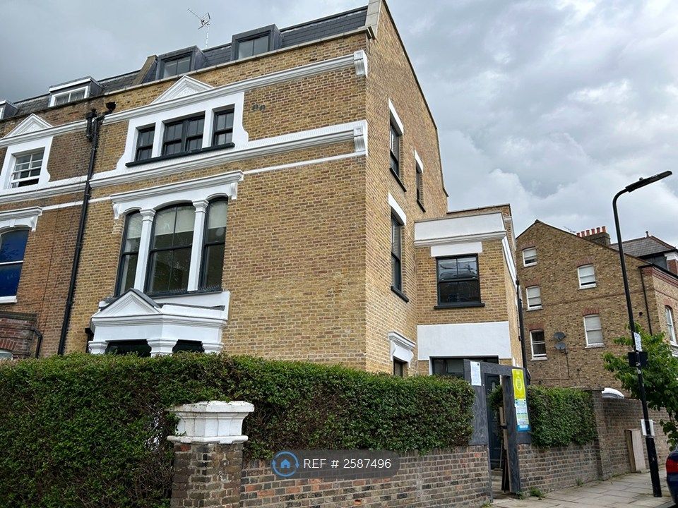 Property photo 1 of 11