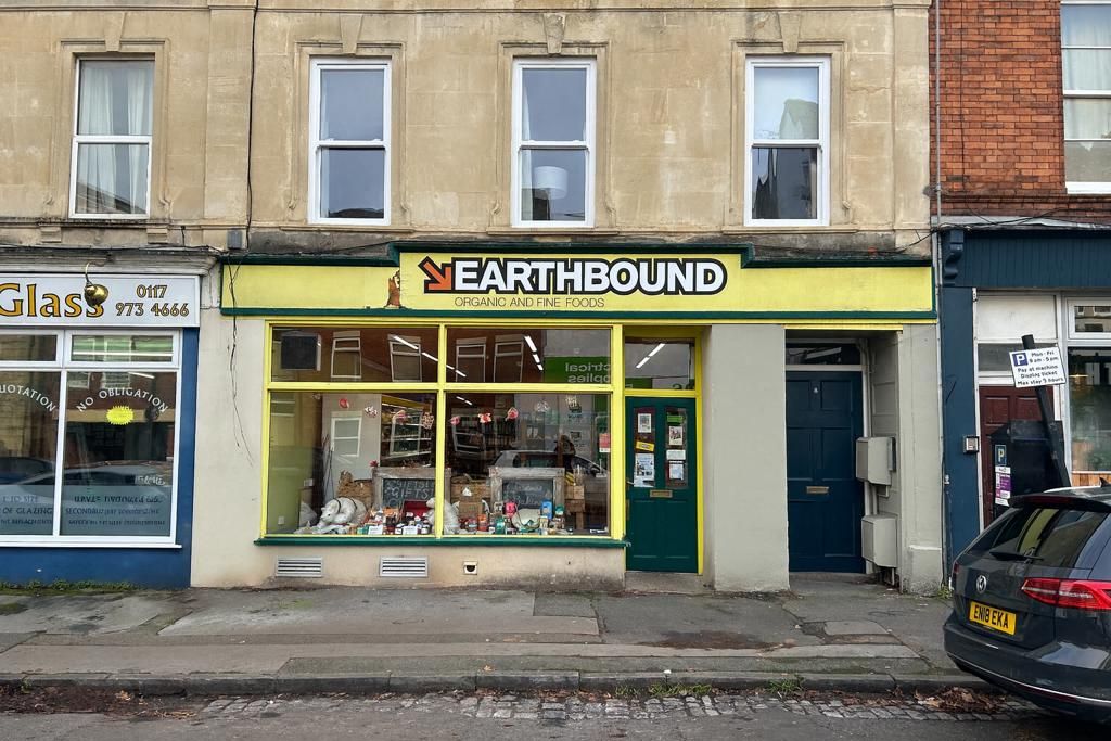 Property photo 1 of 3 Photo 6