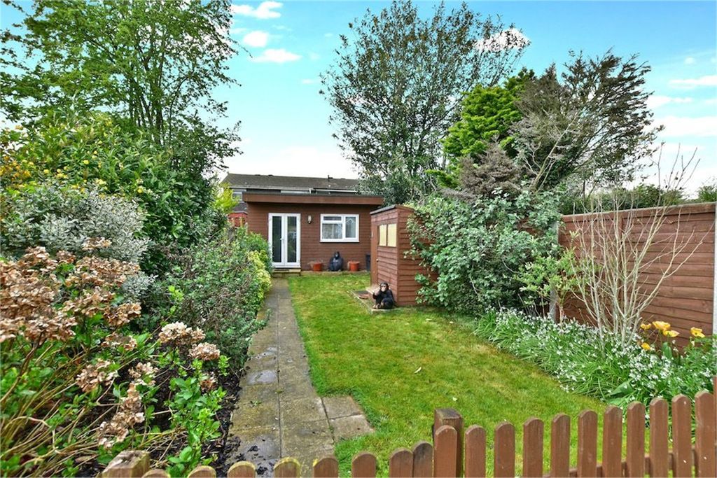 Property photo 3 of 9
