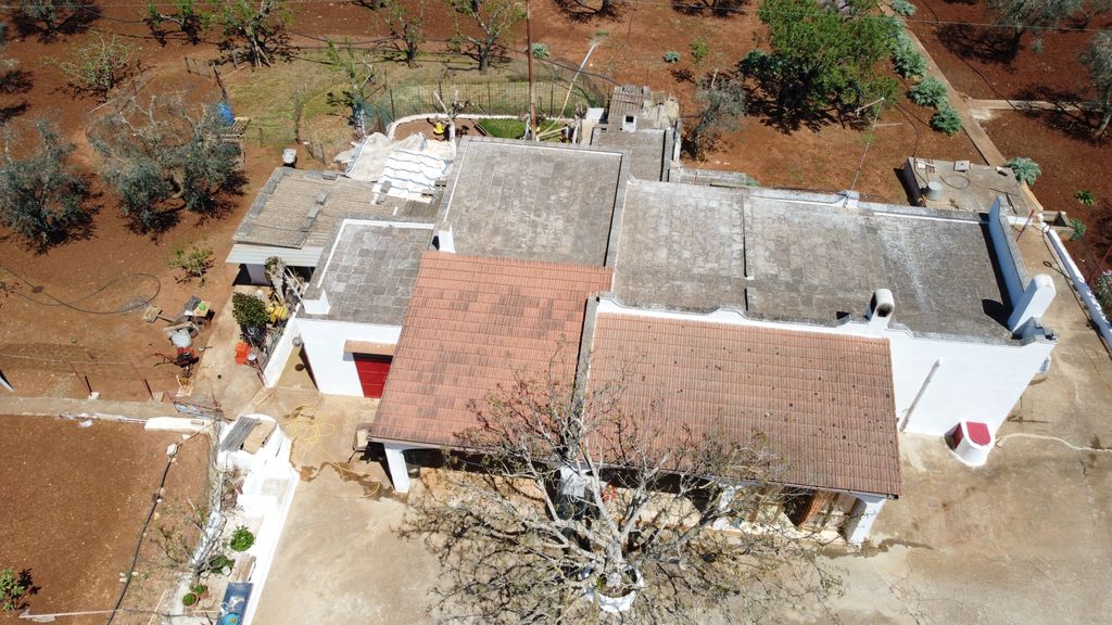 Property photo 1 of 39