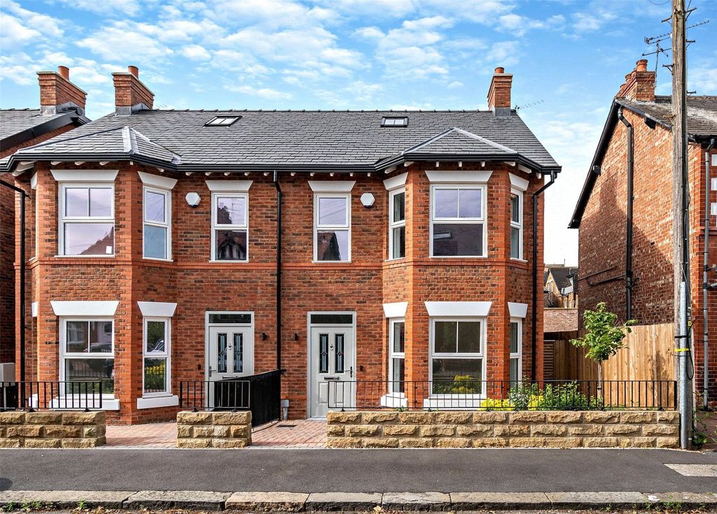 Property photo 1 of 13 External