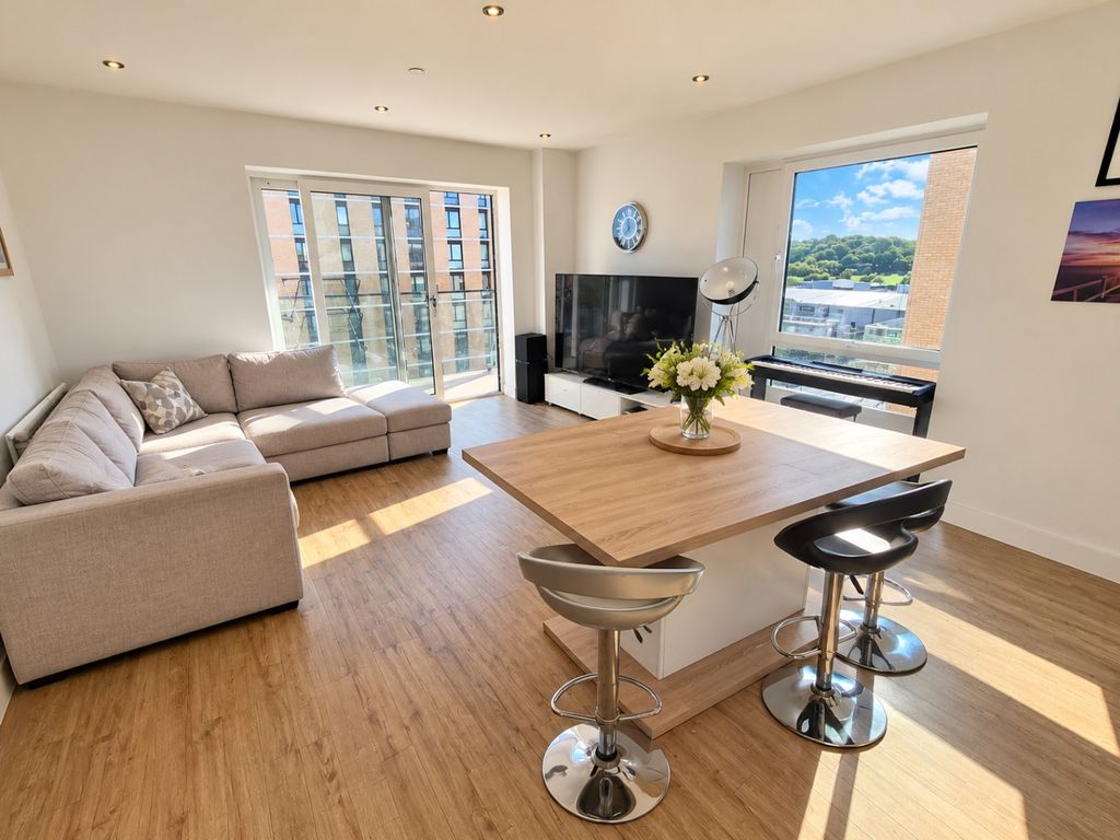 Property photo 2 of 7 5674061