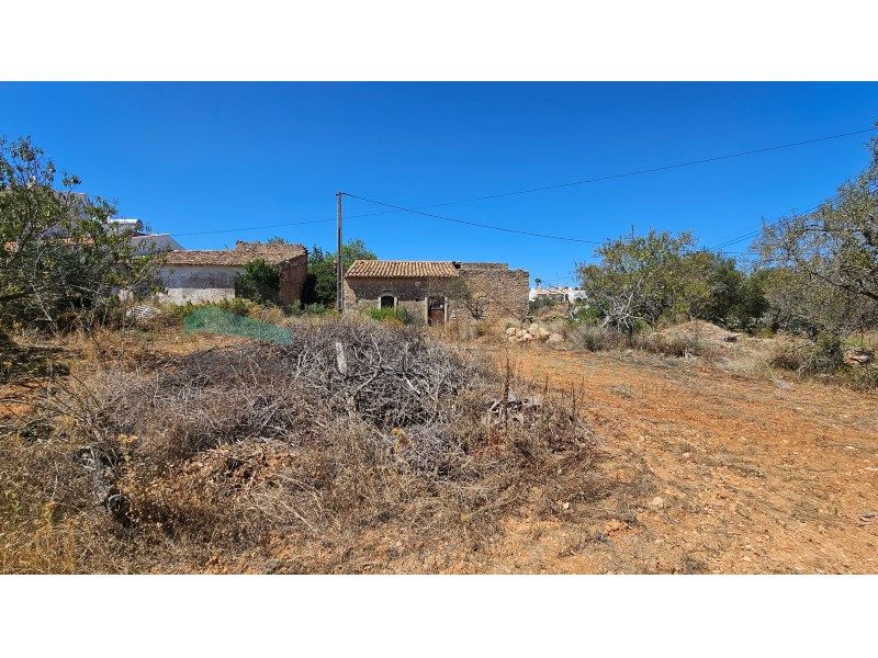 Property photo 1 of 28