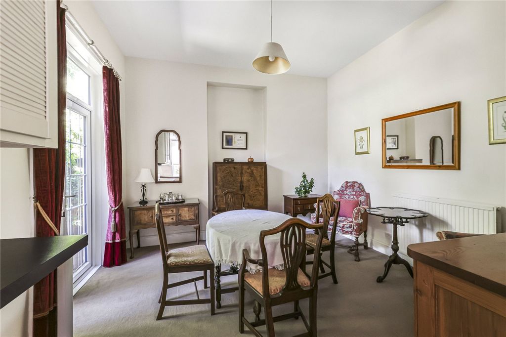 Property photo 3 of 22 Dining Room