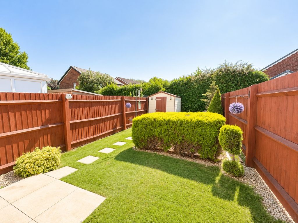 Property photo 2 of 11