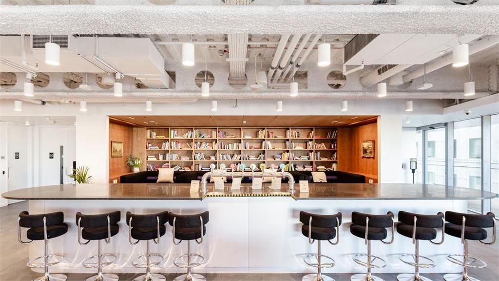 Property photo 3 of 10 Web_150Dpi-20201217_Wework_10_York_Road_-_London_0