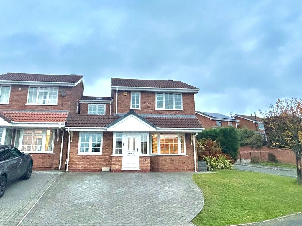 Property photo 2 of 23