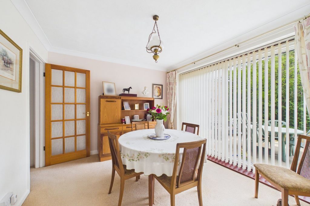 Property photo 3 of 12 Picture No. 04