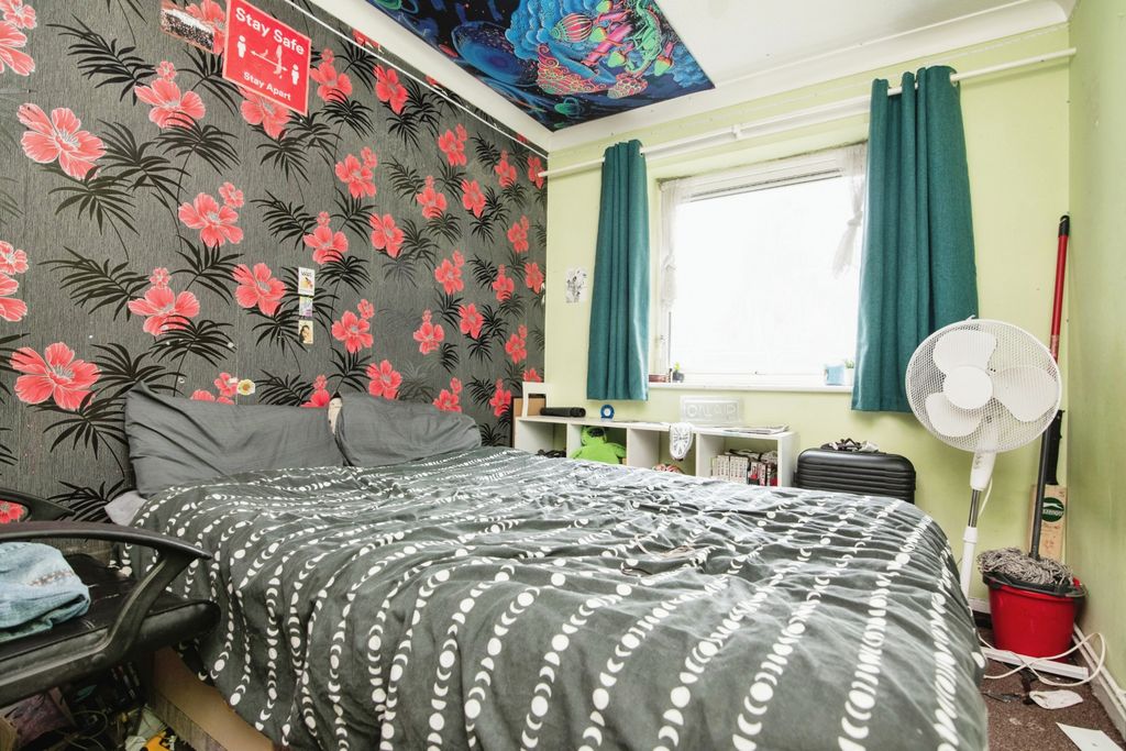 Additional image 12 of 2 bed flat for saleHaden Hill Road, Halesowen B63
