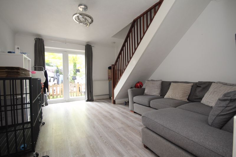 Property photo 2 of 7 Photo 2