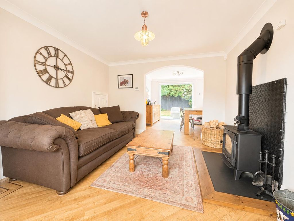 Property photo 3 of 24