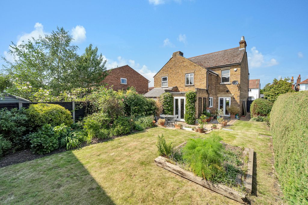Property photo 1 of 12 Dsc02120