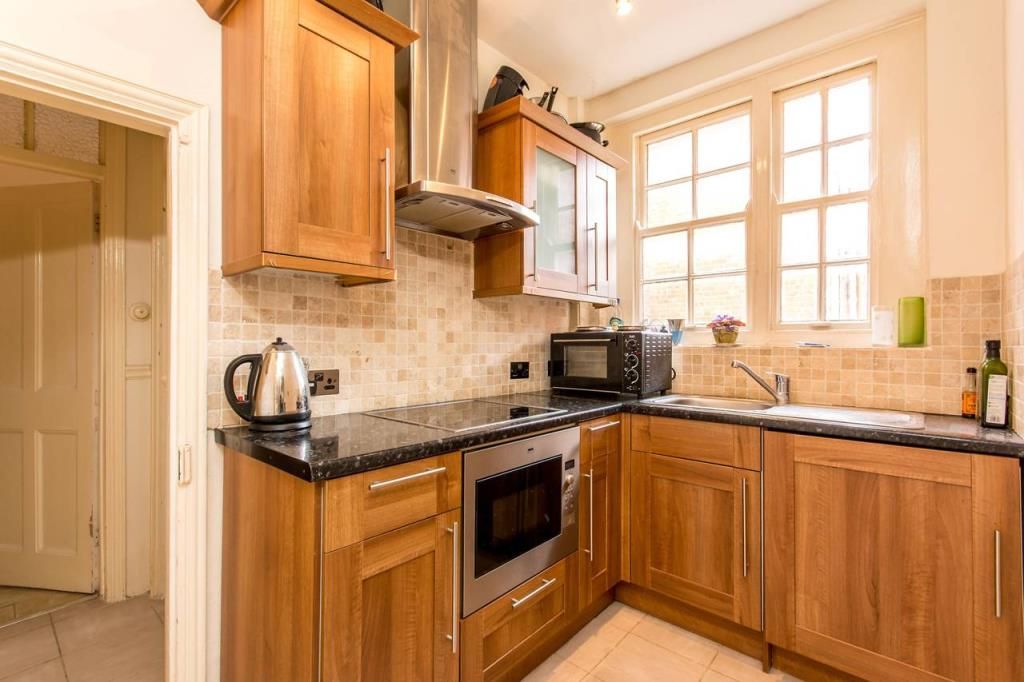 Property photo 2 of 8 Kitchen