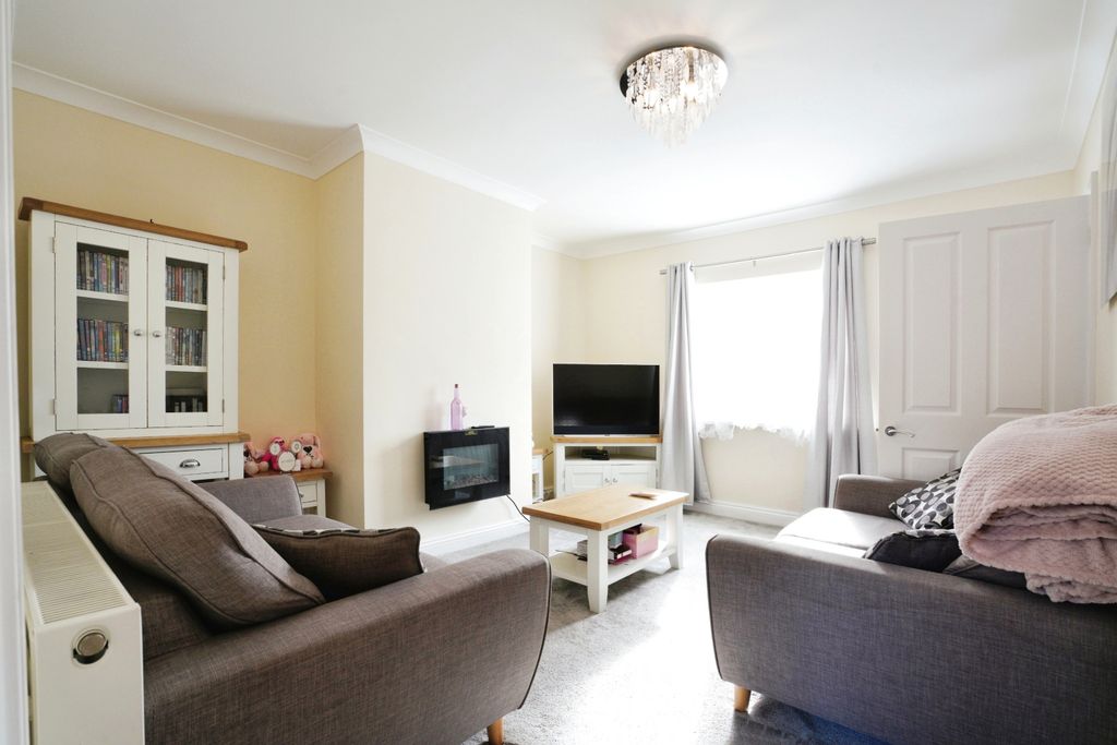 Property photo 2 of 17 Photography