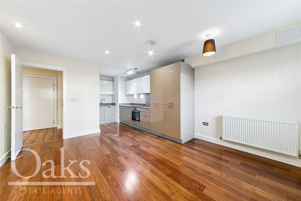 Property photo 2 of 8 Picture No. 04