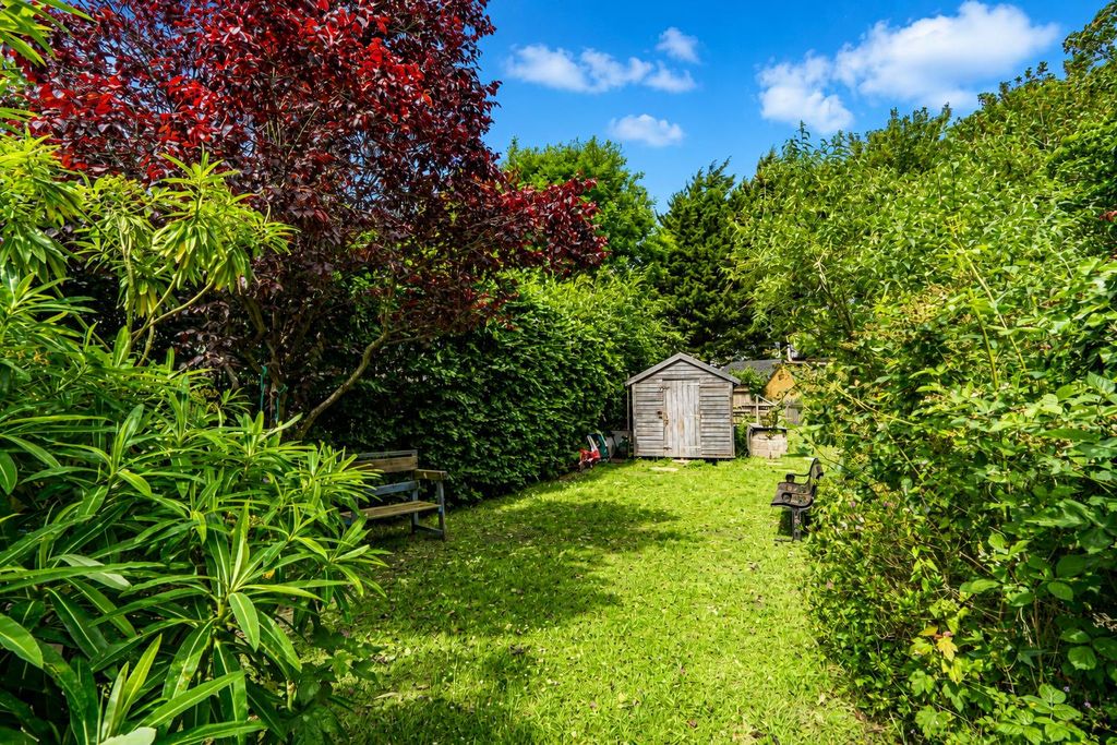 Property photo 2 of 26 c6c8c575-5296-48d4-906B-9Bfce7161156.Png