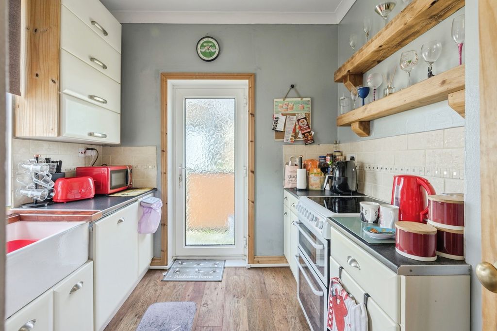 Property photo 2 of 18 Pbox-Img.Jpg