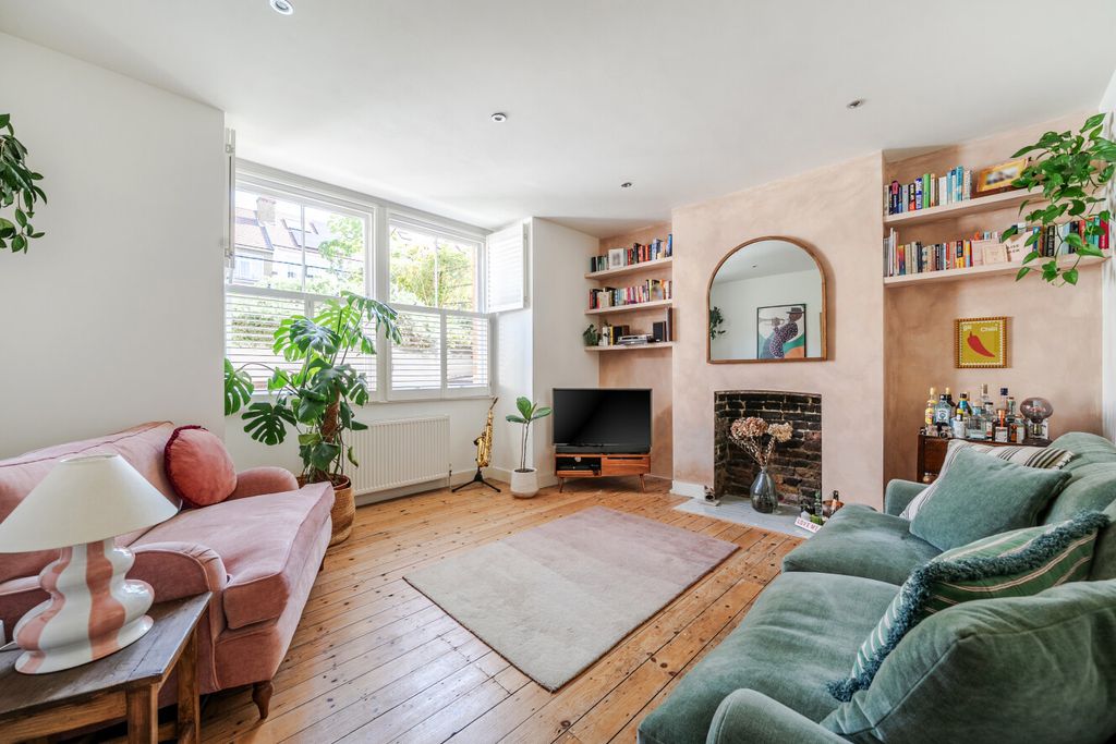 Property photo 2 of 13 1466565-5-6A16c70...