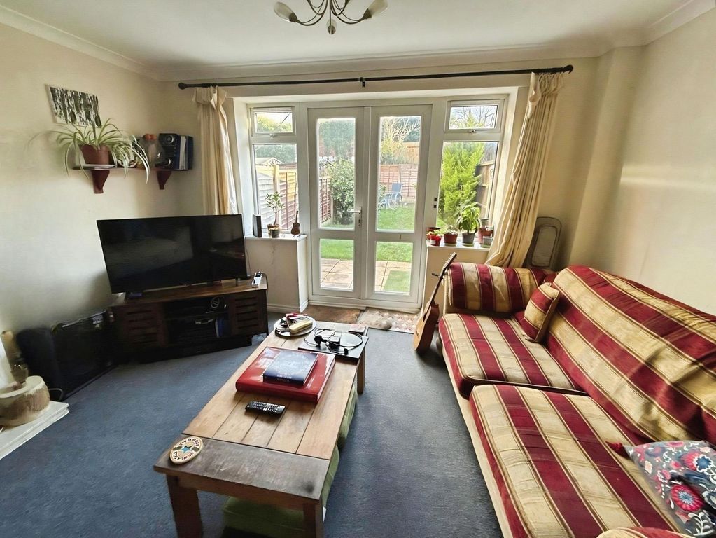 Property photo 2 of 7