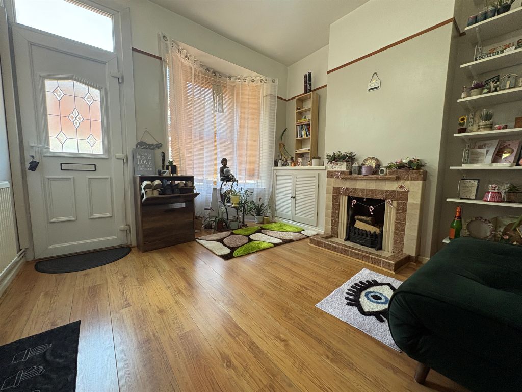 Property photo 2 of 12