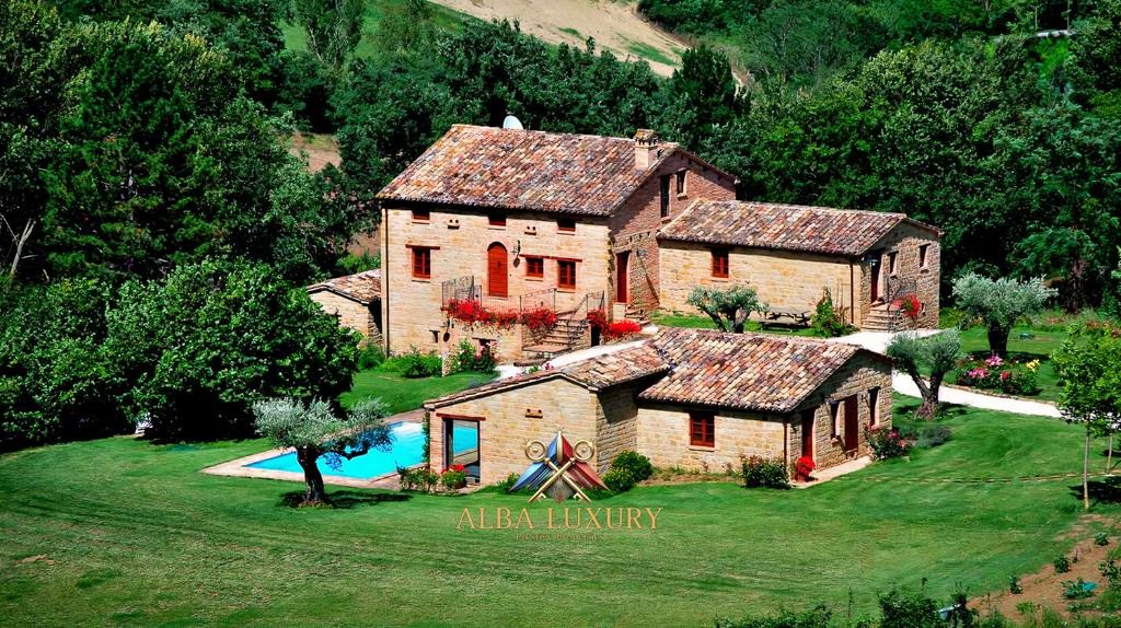 Property photo 1 of 24