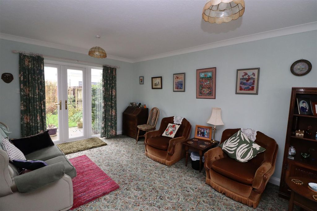 Property photo 3 of 17 Img_0992.Jpg