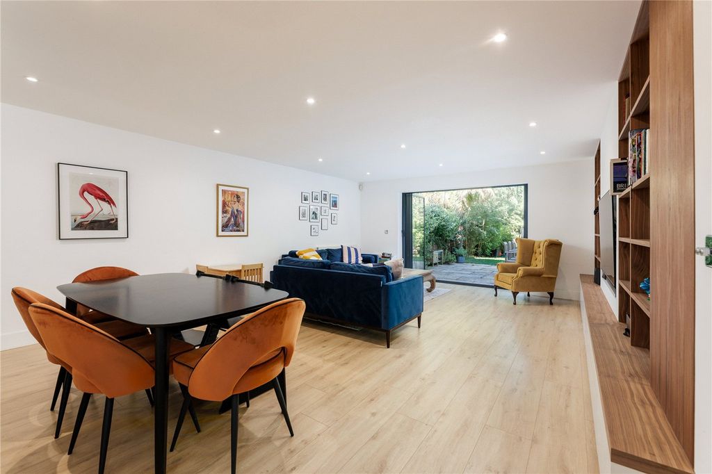 Property photo 1 of 13 Picture No. 01