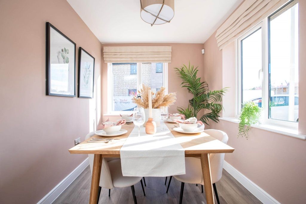 Property photo 3 of 11 Family Meals Are Easy With A Bright And Airy Dining Area
