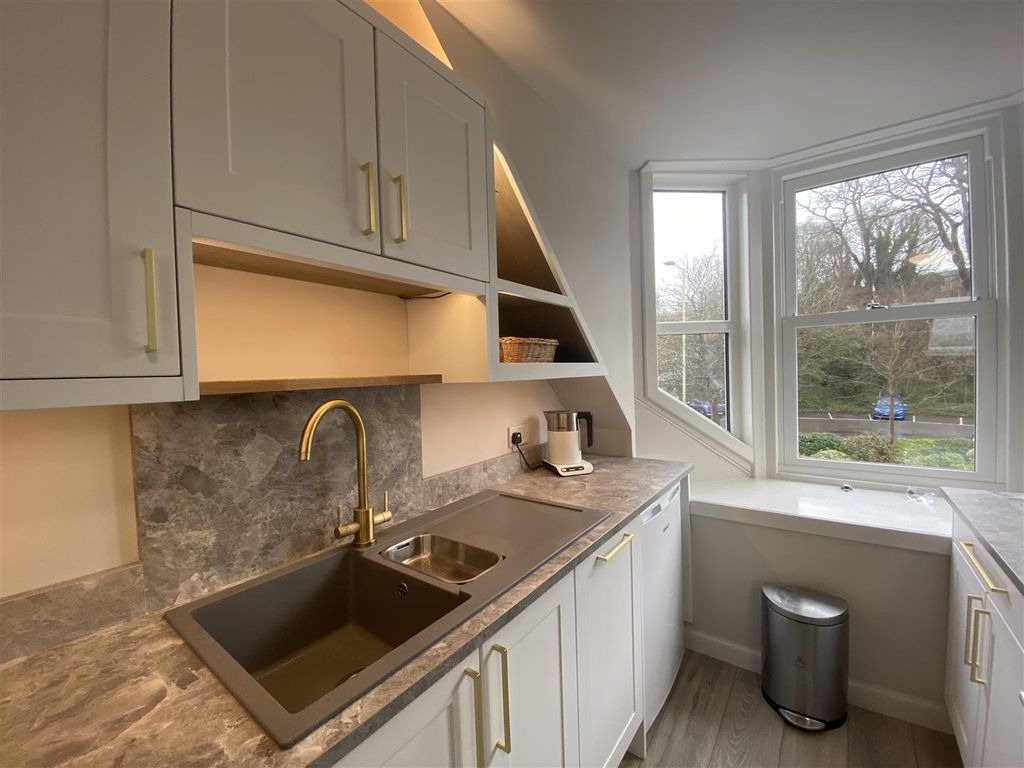 Property photo 3 of 14 3.Jpg