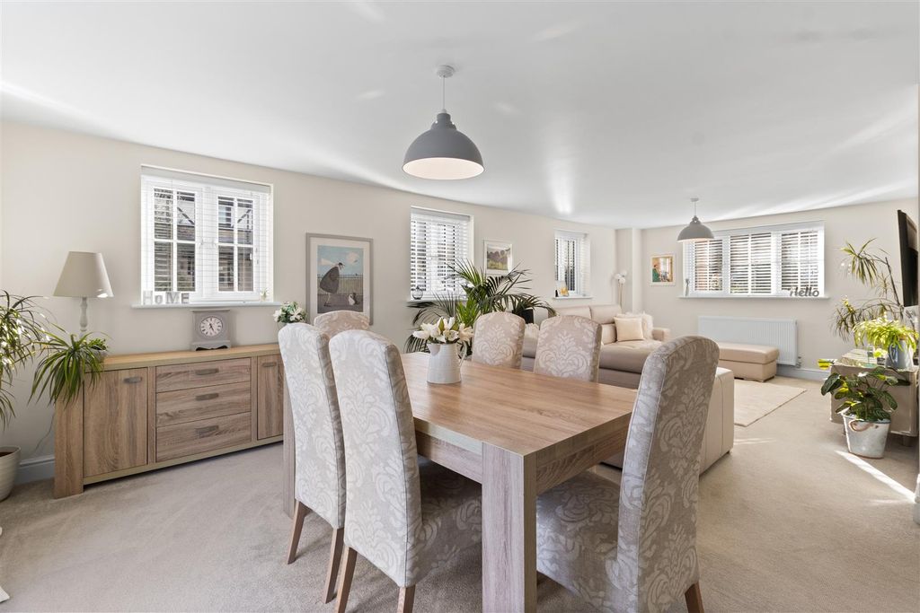 Additional image 10 of 4 bed detached house for saleOak Fields, Hailsham BN27