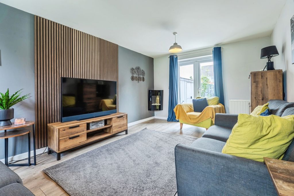 Property photo 2 of 19 Pbox-Img.Jpg