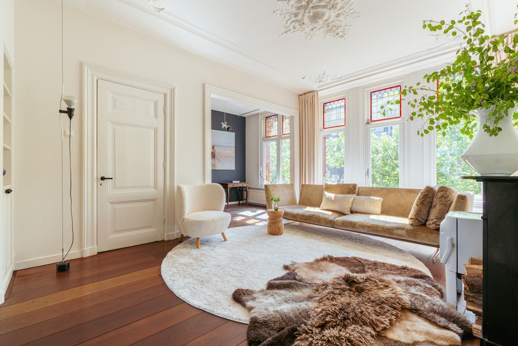 Property photo 2 of 45