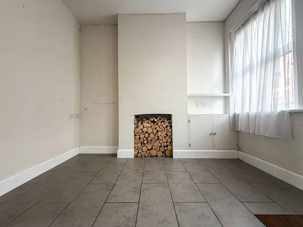 Property photo 2 of 14 4916514