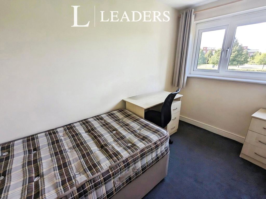 Property photo 3 of 5 Picture No. 05