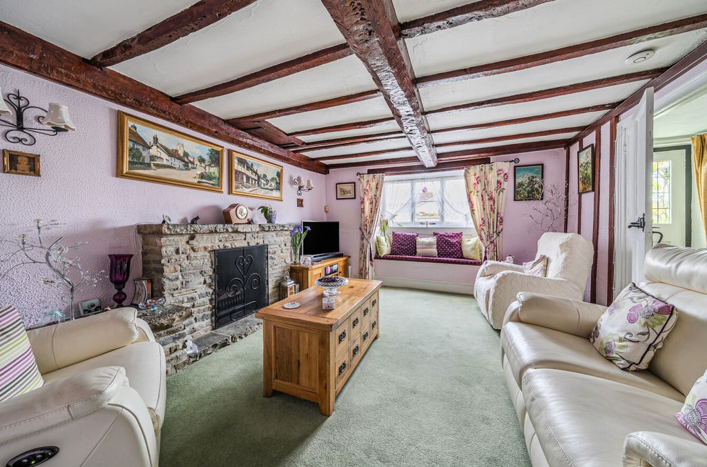 Property photo 3 of 27 1358937-10-68F0F6...
