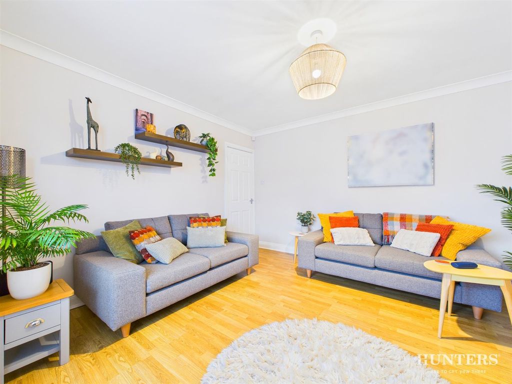 Property photo 2 of 14 Cam05287G0-Pr0147-Still010 (1).Jpg