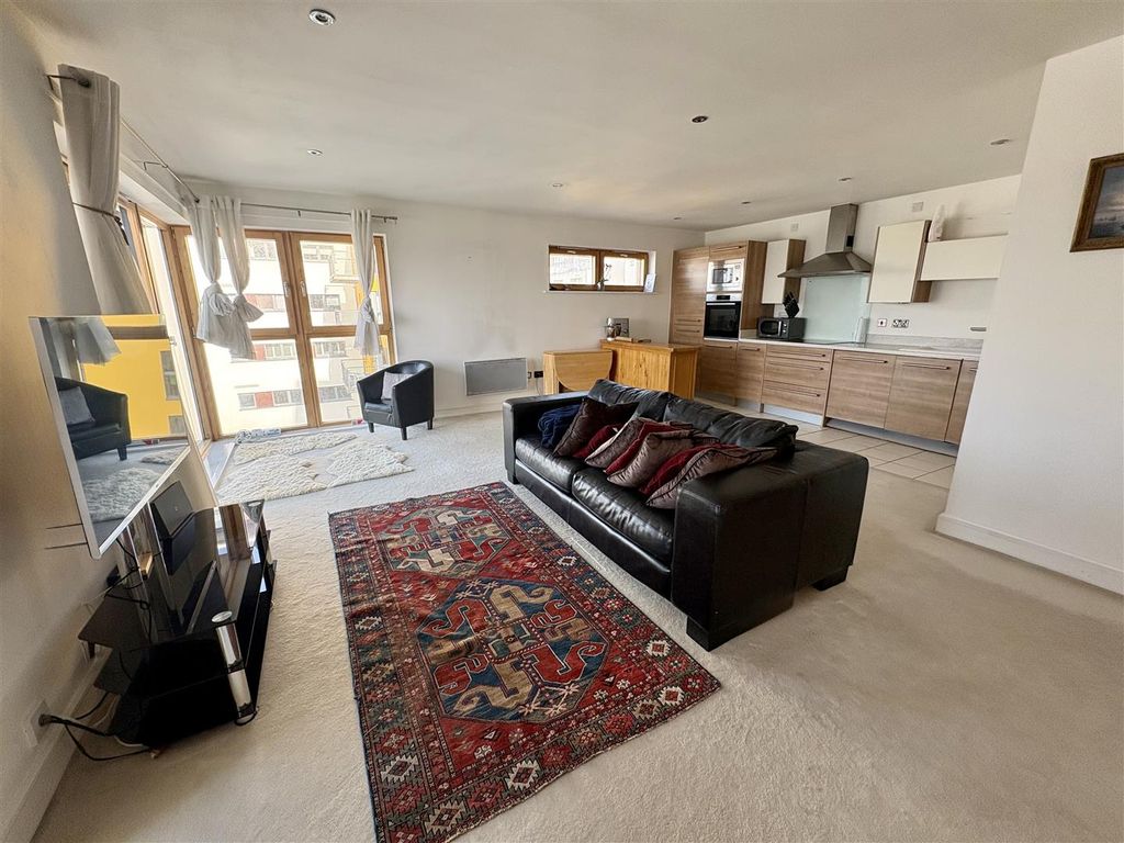 Property photo 3 of 11 Img_9694.Jpeg