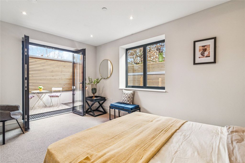 Property photo 3 of 14 Picture No. 26