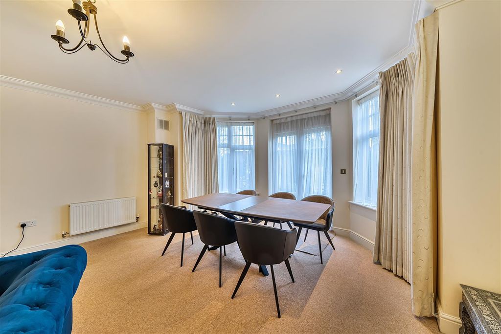 Additional image 13 of 2 bed flat for saleMarsh Road, Pinner HA5