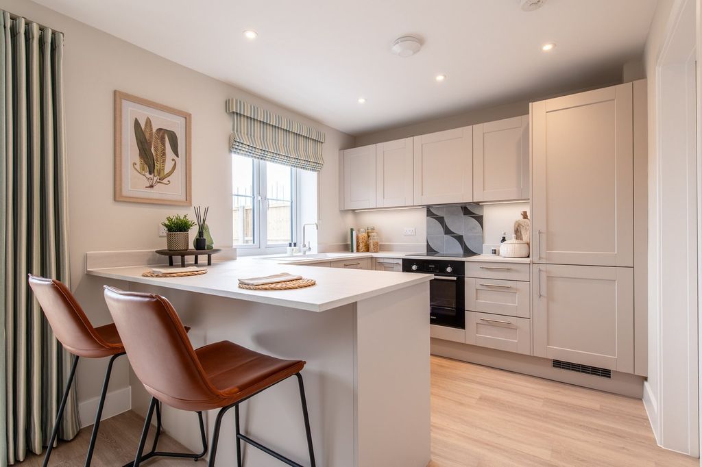 Property photo 2 of 13 Picture 2