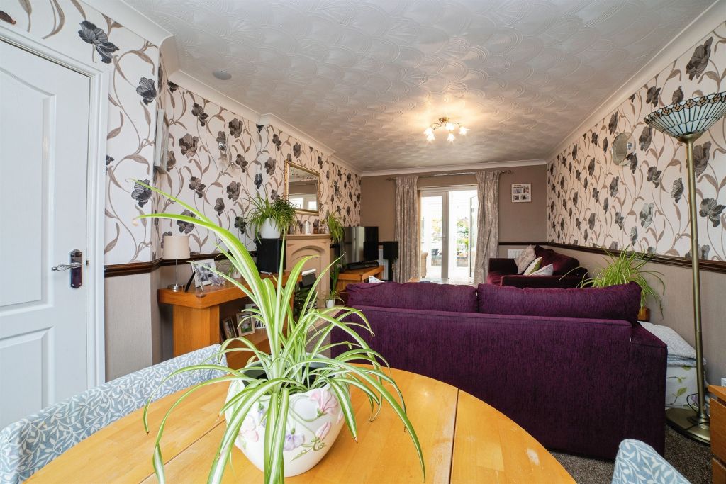 Additional image 13 of 3 bed semi-detached house for saleSunningdale Avenue, Heanor DE75