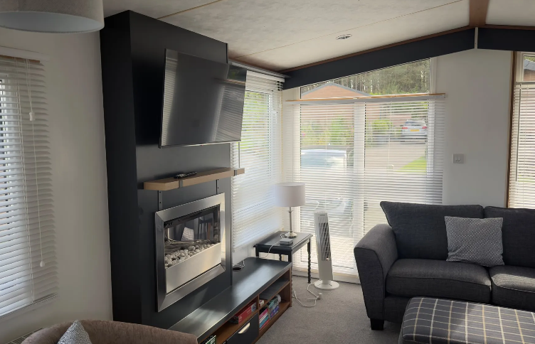 Property photo 3 of 6 Abi St David Feature Fireplace Meadows Retreat