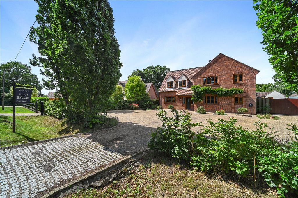 Property photo 1 of 33 Front Aspect