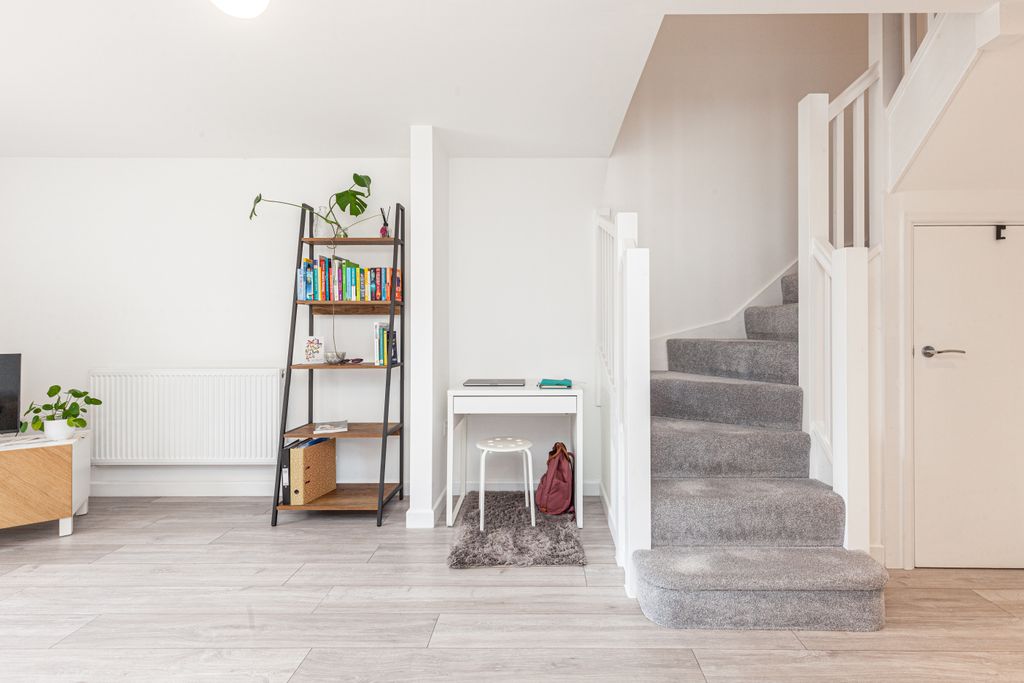 Property photo 3 of 23 Stairway