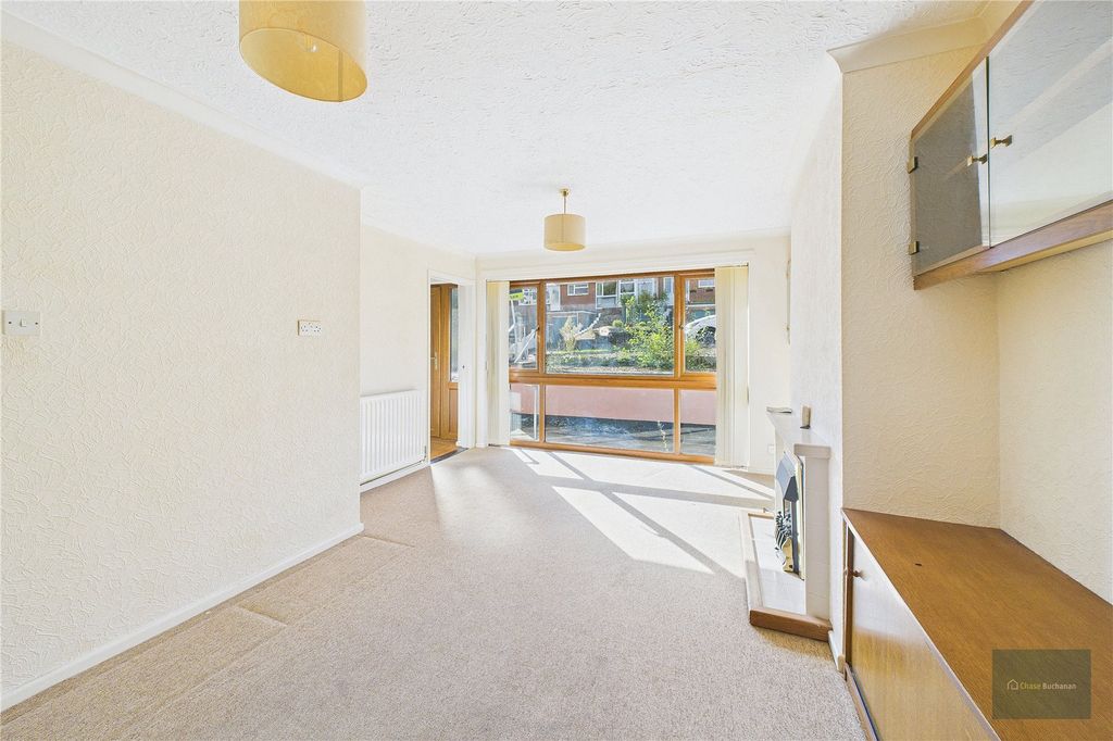 Property photo 3 of 12 Picture No. 18