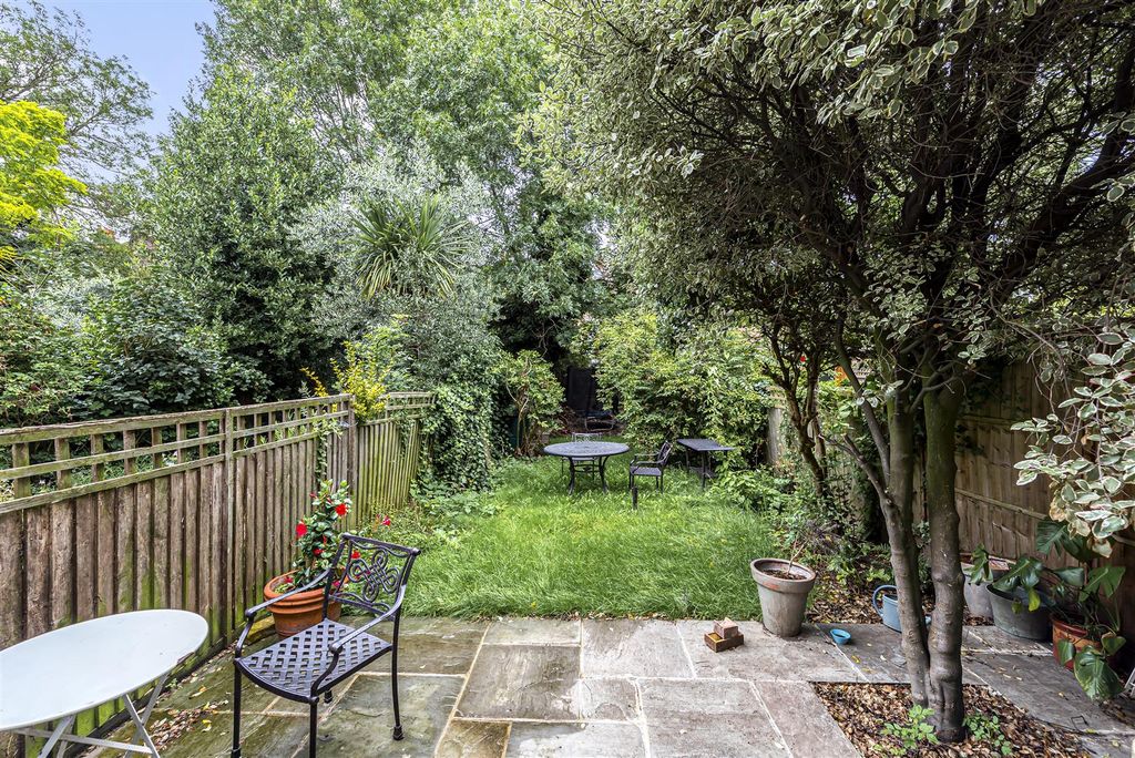 Property photo 3 of 10 17285024 (17).Jpg