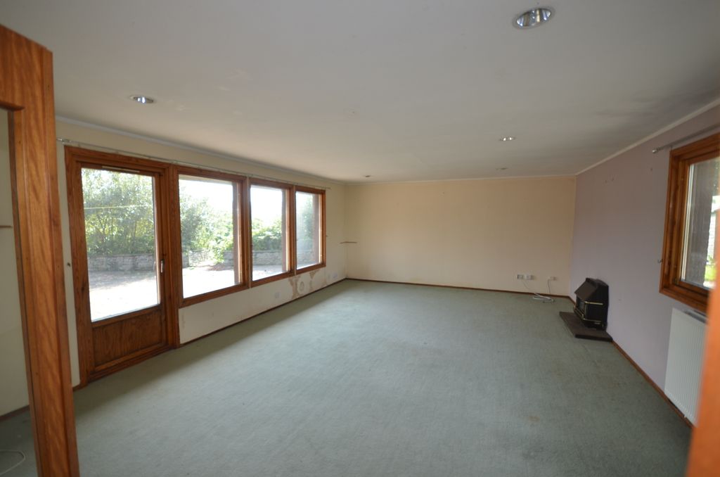 Property photo 3 of 18 Dsc_2001